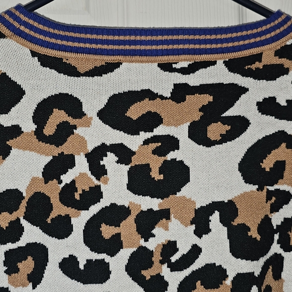 Leopard Print Sweater with Blue Accents - Picture 7 of 9